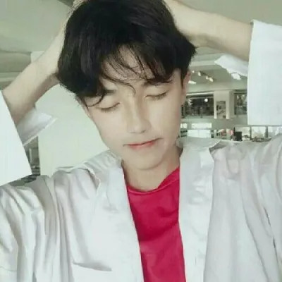 2025最受欢迎男生头像