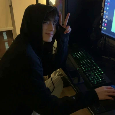 独特优质男生头像