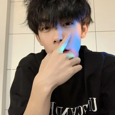 独特男生头像推荐
