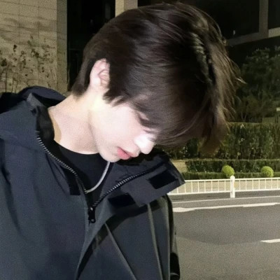 独特男生头像推荐