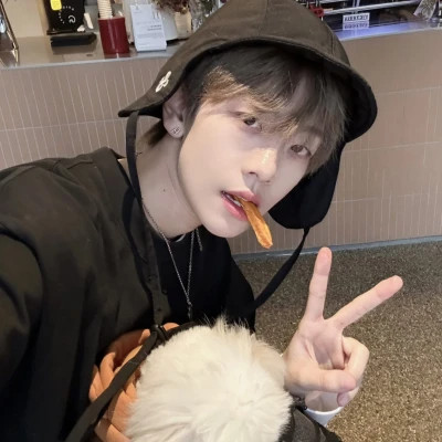 独特男生头像推荐