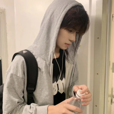 独特男生头像推荐