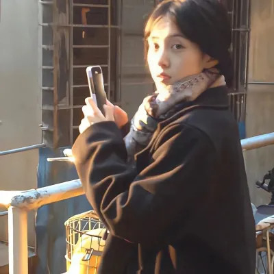 精选氛围感女生头像