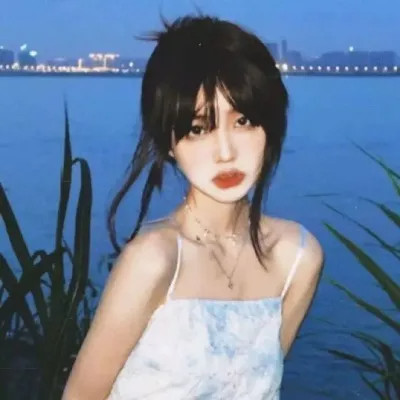 精选氛围感女生头像