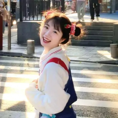 精选氛围感女生头像