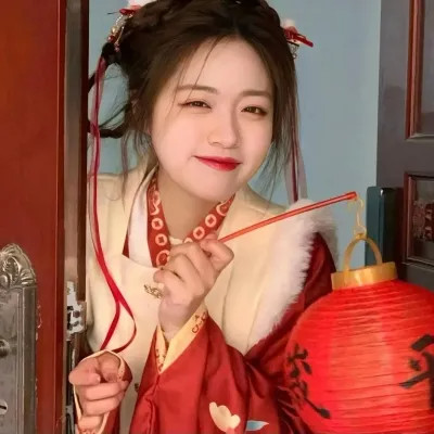 女生必备红色系列氛围感头像