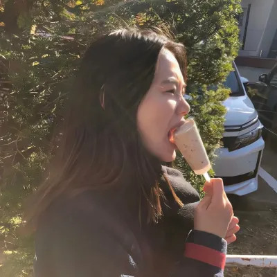 氛围感拉满的女生头像