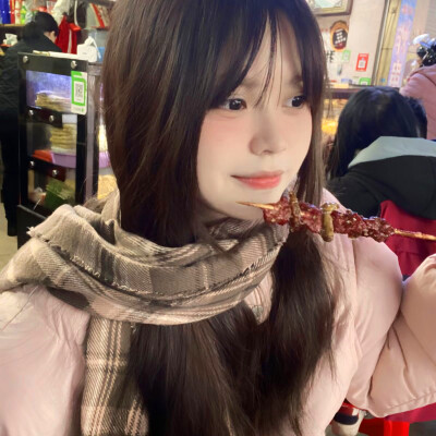 2025年最新头像女生