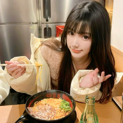 2025年最新头像女生