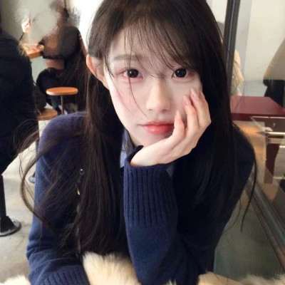 2025年最新头像女生
