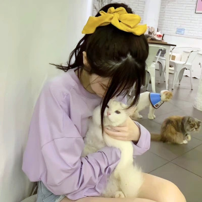 2025年最新头像女生