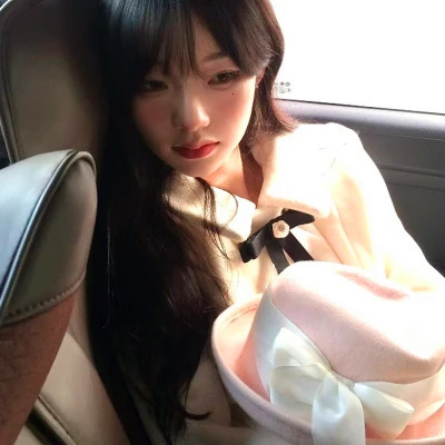 2025年最新头像女生