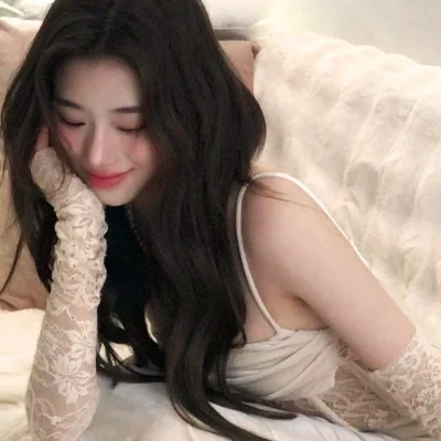 2025年最新头像女生