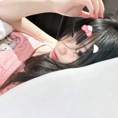 2025年最新头像女生