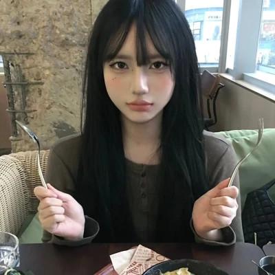 一人两张女生微信闺蜜头像