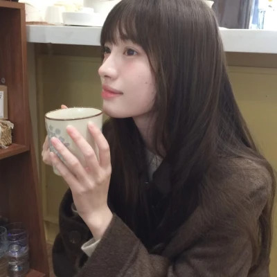 一人两张女生微信闺蜜头像