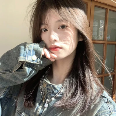 一人两张女生微信闺蜜头像