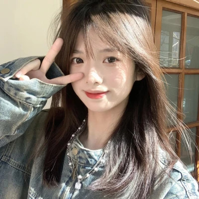 一人两张女生微信闺蜜头像