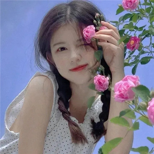 浪漫人物带花的头像图片