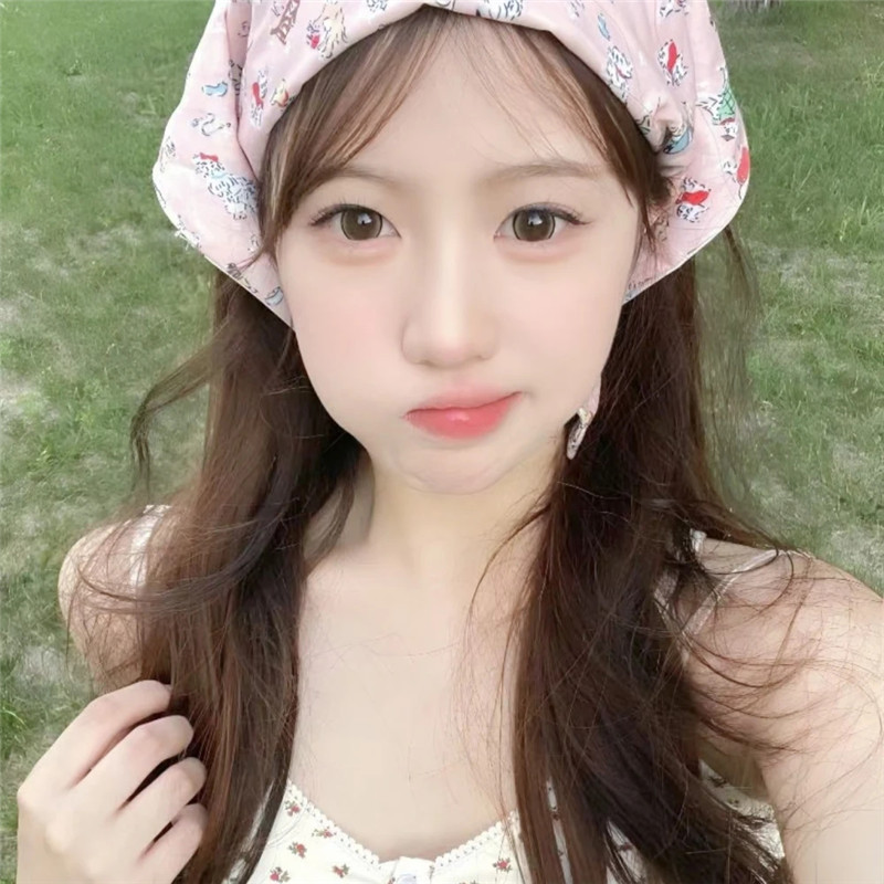 QQ好看的头像女生真人版
