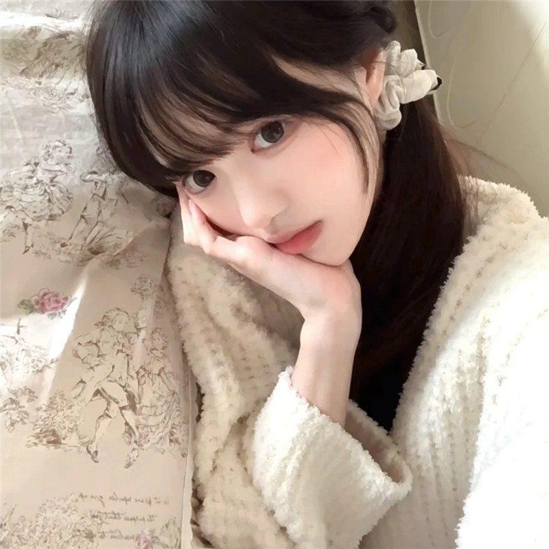 头像闺蜜两张一人一张真人