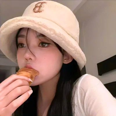 真人深情闺蜜头像