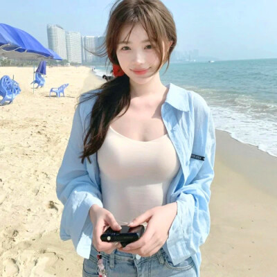 2025头像最新版的女生