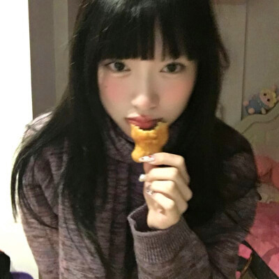2025头像最新版的女生