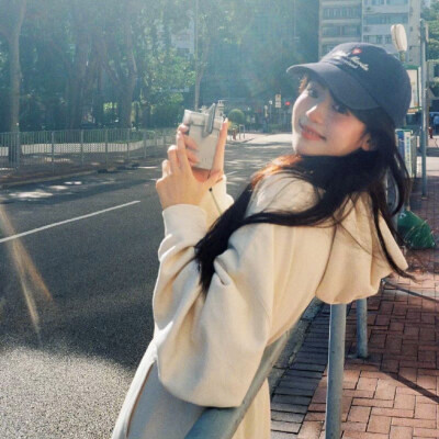 2025头像最新版的女生