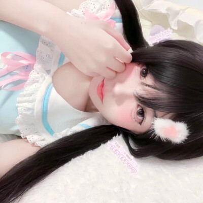 2025头像最新版的女生