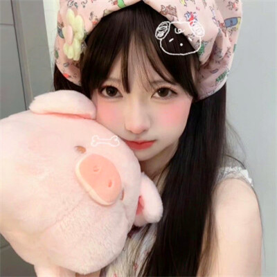 2025头像最新版的女生