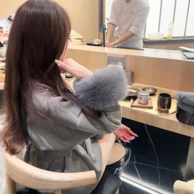 好看风格的头像女生