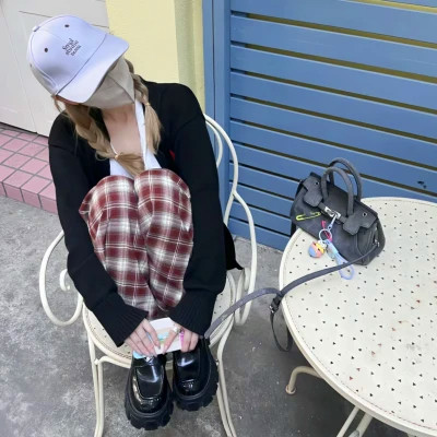 气质女生风格头像真人版