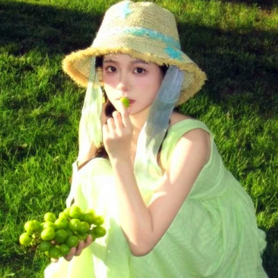 好看的夏日头像女真人