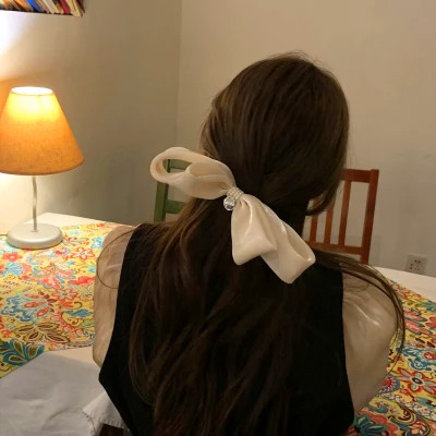 小众不露脸女生背影头像