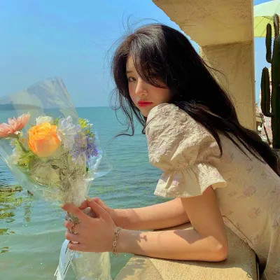 小众女性头像