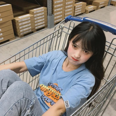 小众女性头像