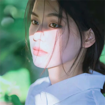 高级光感氛围感女生头像