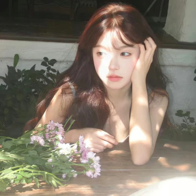 高级光感氛围感女生头像
