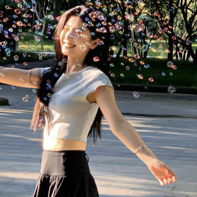 女生头像氛围感有光