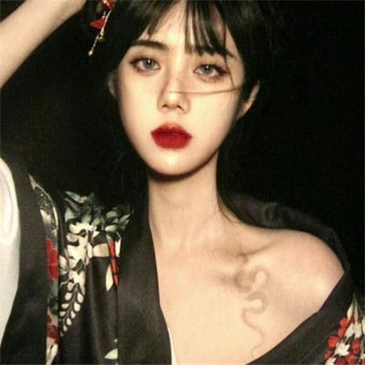 清冷破碎感女头