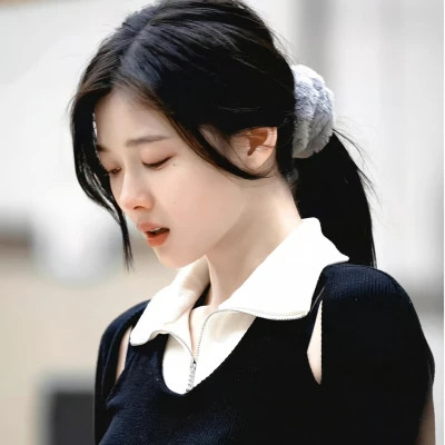 清冷破碎感女头
