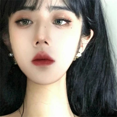 高冷抑郁女头