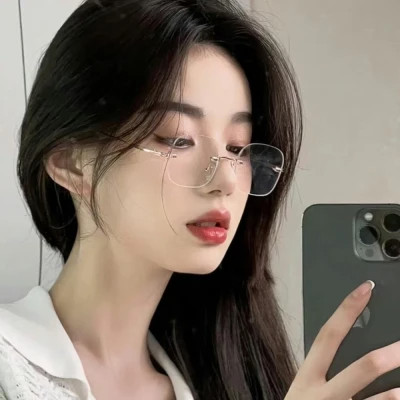 抑郁女头真人