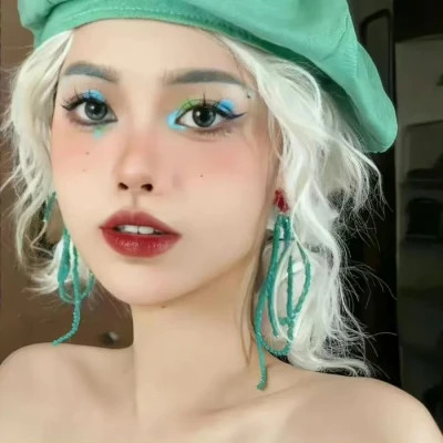 抑郁女头真人