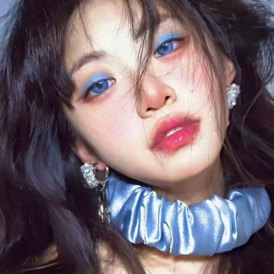 好看又冷漠的女生头像