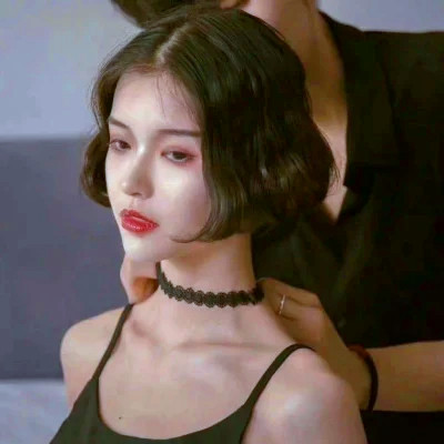 好看又冷漠的女生头像