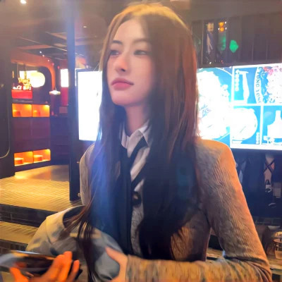 好看又冷漠的女生头像