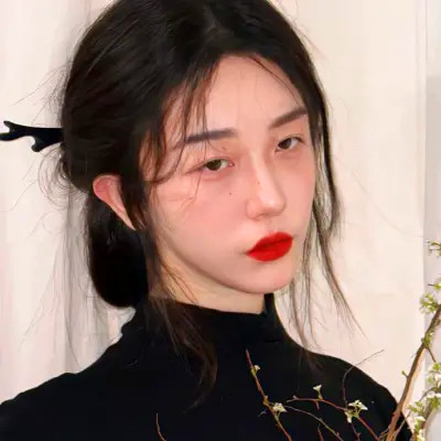 清冷白月光头像