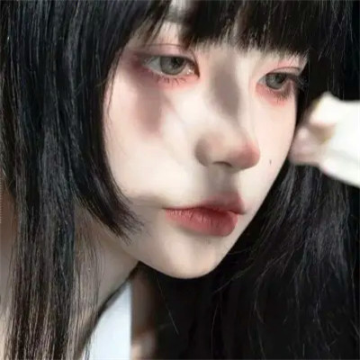 独一无二的女生高冷头像